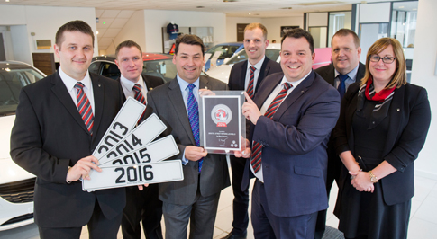 Vauxhall Lichfield recognised for outstanding service