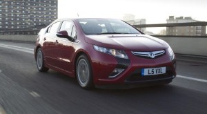 Vauxhall Ampera drops price to qualify for government grant
