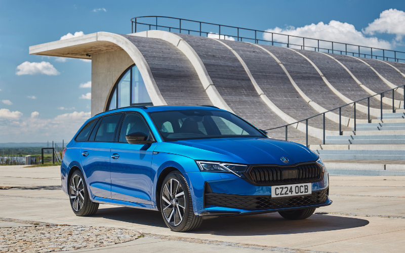 Exterior view of the new Skoda Octavia SportLine