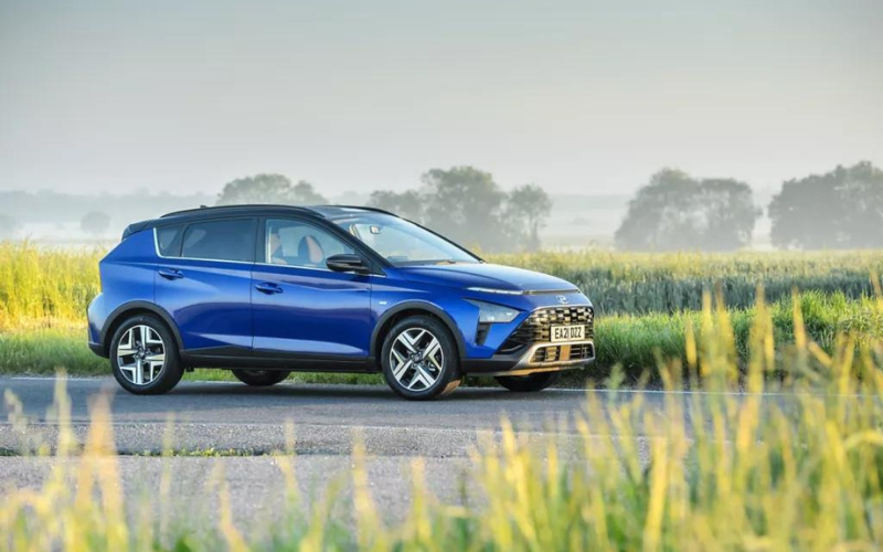 Hyundai BAYON in Vibrant Blue Pearl