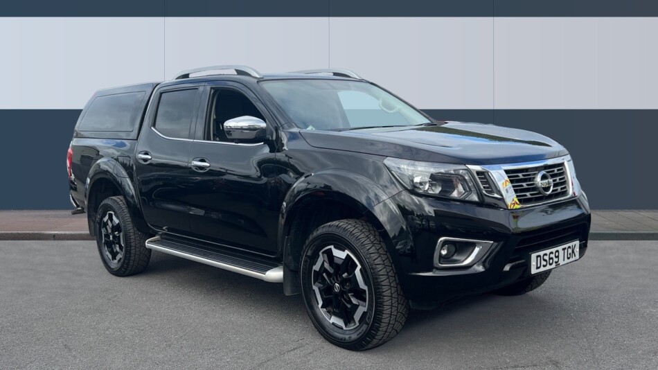 nissan navara 2.3 dci 190 tekna double cab 4wd auto