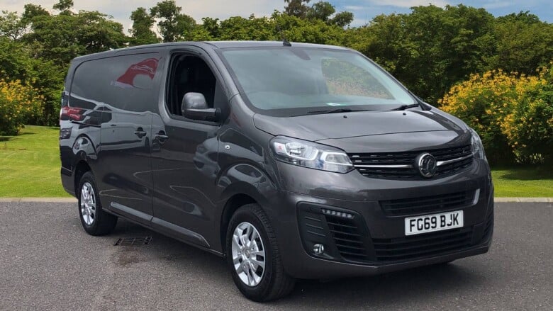 Used Vauxhall Vivaro L2 Diesel 2900 1.5d 100PS Sportive H1 Van for Sale ...