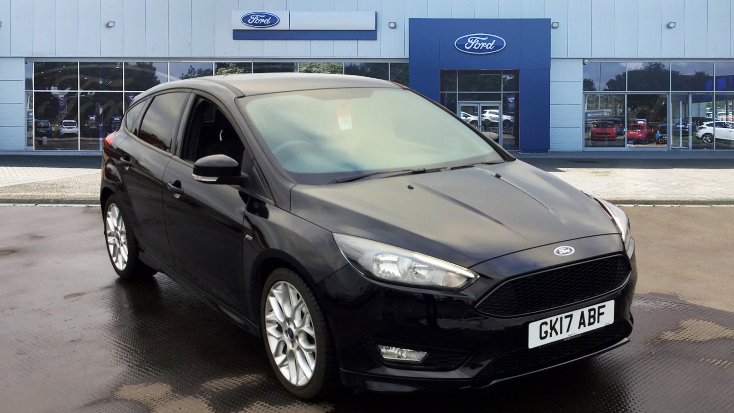 Buy Online Ford Focus 1.0 EcoBoost 125 ST-Line 5dr Petrol Hatchback for ...