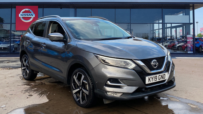 Used Nissan Qashqai 1.3 DiG-T Tekna 5dr Petrol Hatchback for Sale ...