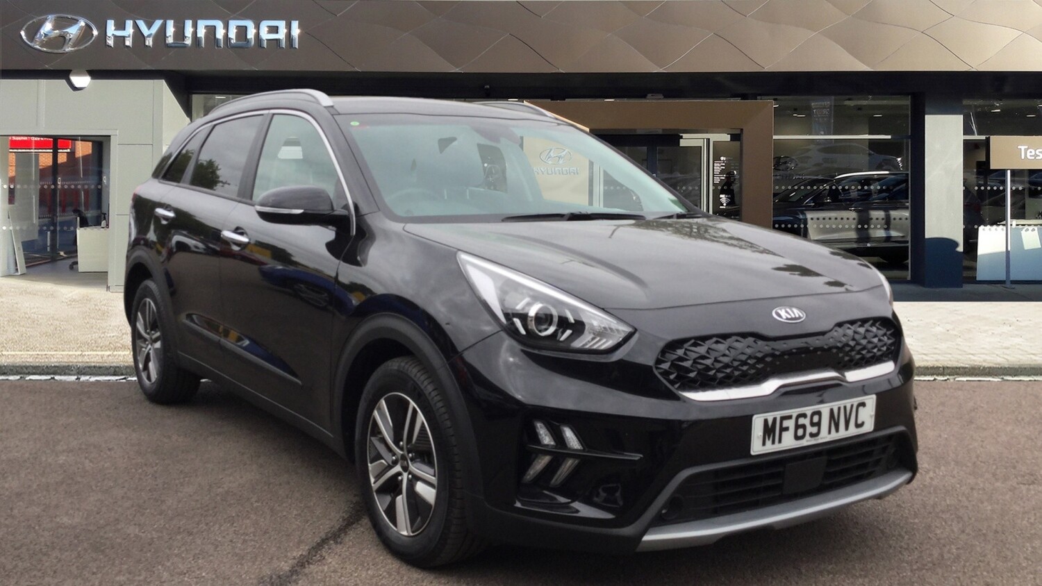 Used Kia Niro 1.6 GDi Hybrid 2 5dr DCT Hybrid Estate for Sale | Bristol ...