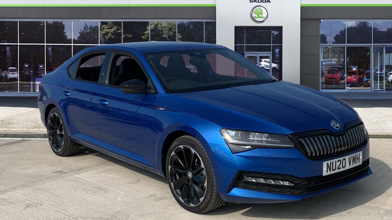 Used SKODA Superb 1.4 TSI iV Sport Line Plus DSG 5dr Hatchback for Sale ...