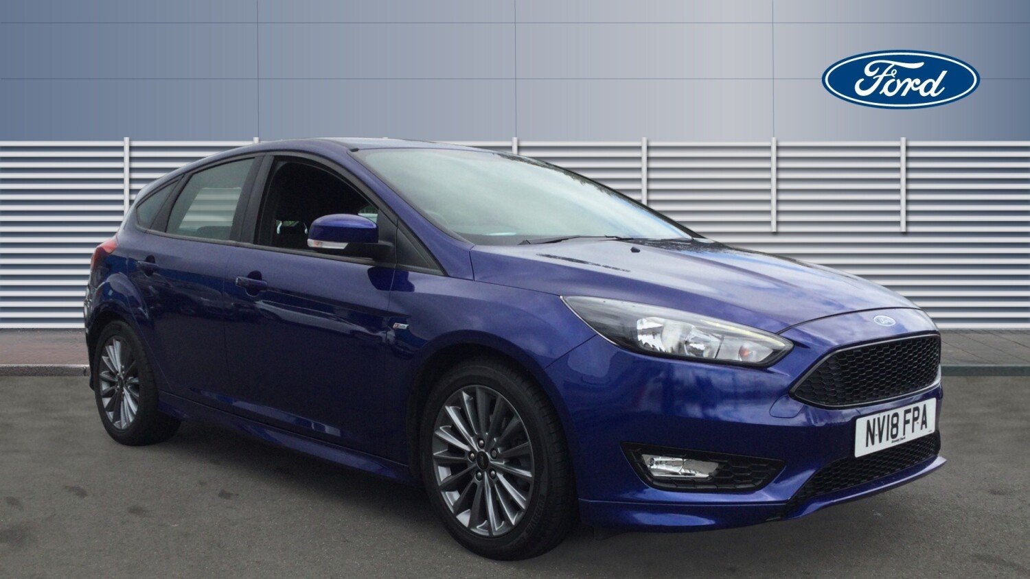 Used Ford Focus 1.0 EcoBoost 140 ST-Line Navigation 5dr Petrol ...