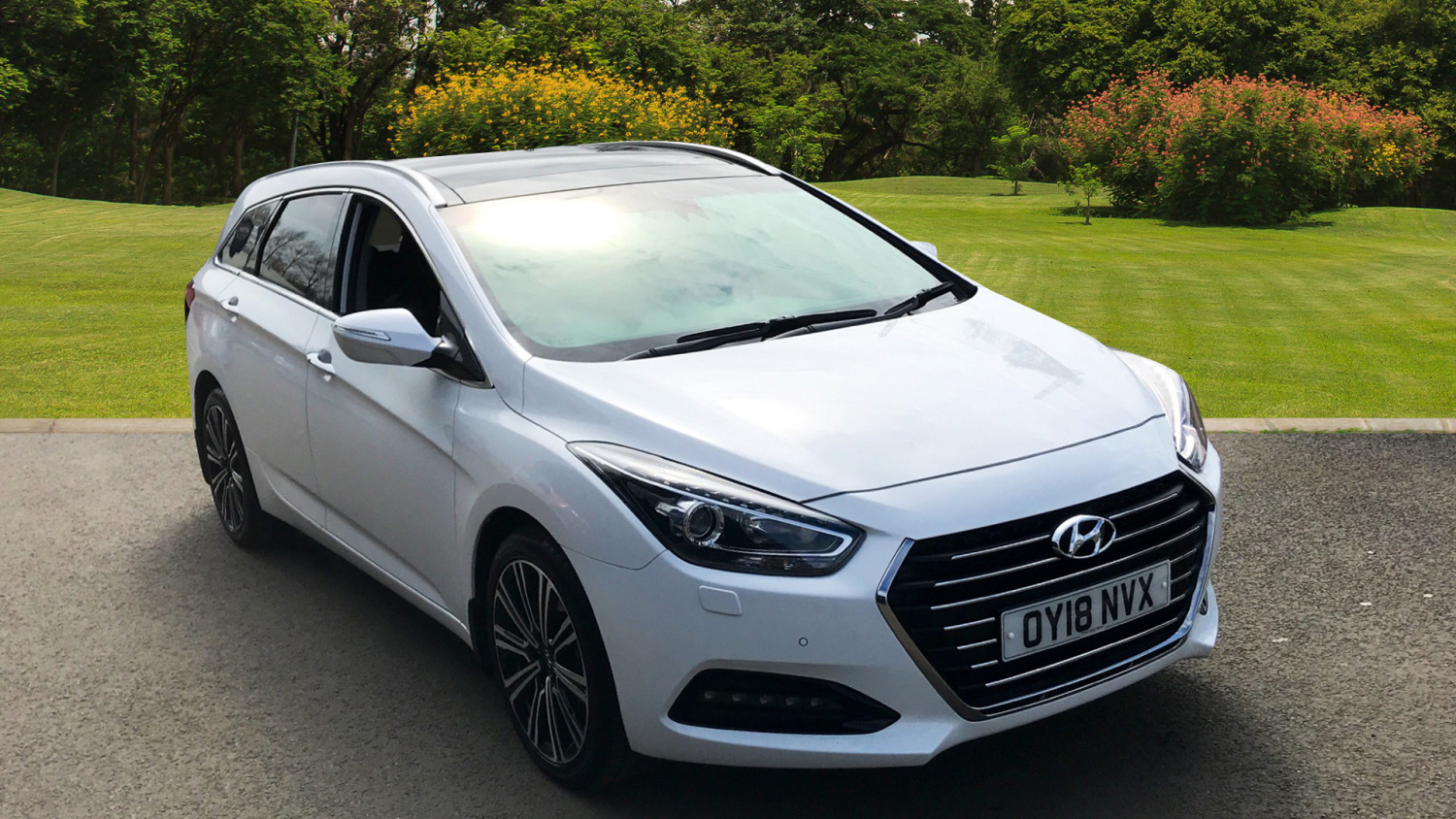 Used Hyundai i40 1.7 Crdi Blue Drive Premium 5Dr Diesel Estate for Sale ...