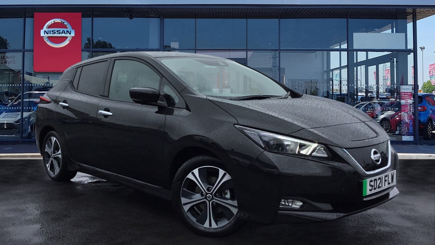 Used Nissan LEAF 110kW 10 40kWh 5dr Auto Electric Hatchback for Sale ...