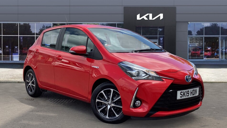 Used Toyota Yaris 1.5 Hybrid Icon Tech 5dr CVT Hybrid Hatchback for ...