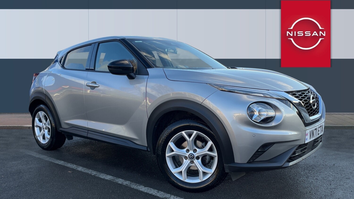 Used Nissan Juke 1.0 DiG-T 114 N-Connecta 5dr DCT Petrol Hatchback for ...