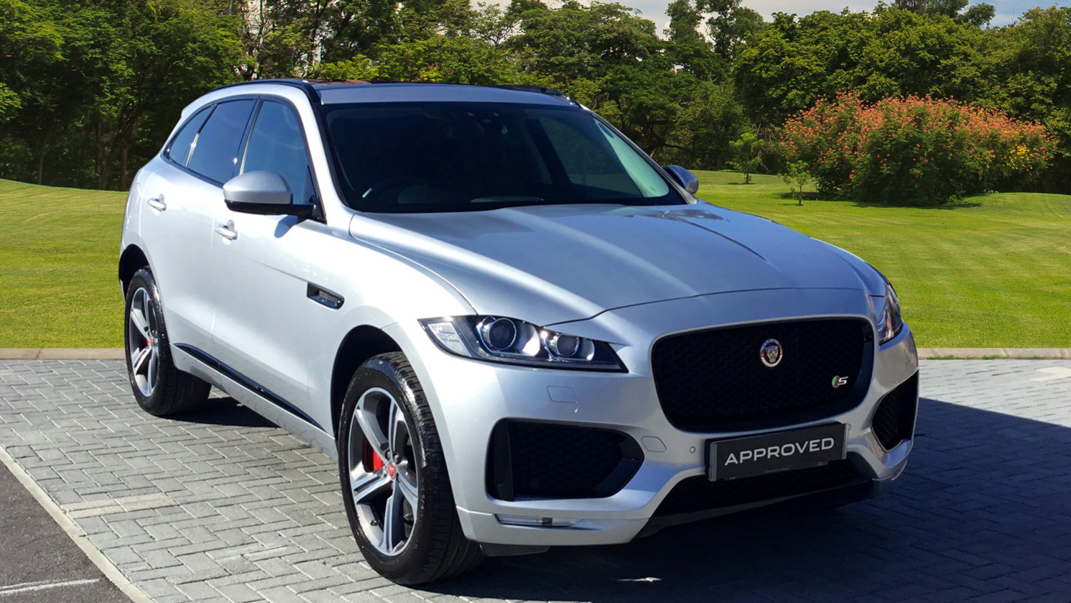 Used Jaguar F-Pace 3.0 Supercharged V6 S 5dr Auto AWD Petrol Estate for ...