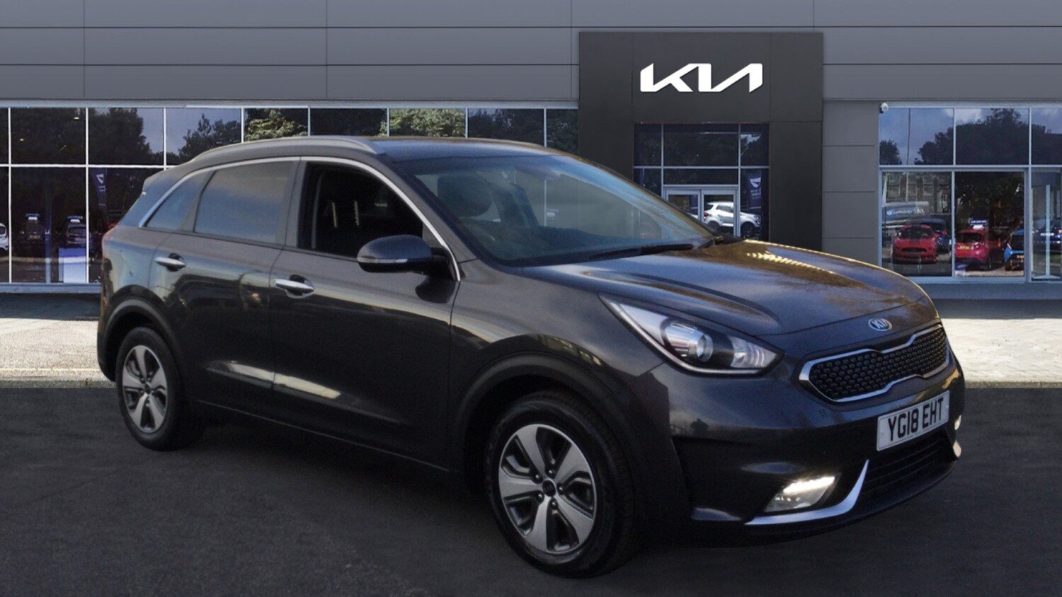 Used Kia Niro 1.6 GDi Hybrid 2 5dr DCT Hybrid Estate for Sale | Bristol ...